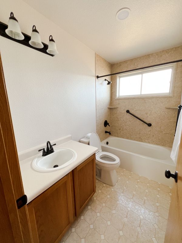 Top Bathroom Remodeling Companies in Zionsville, IN